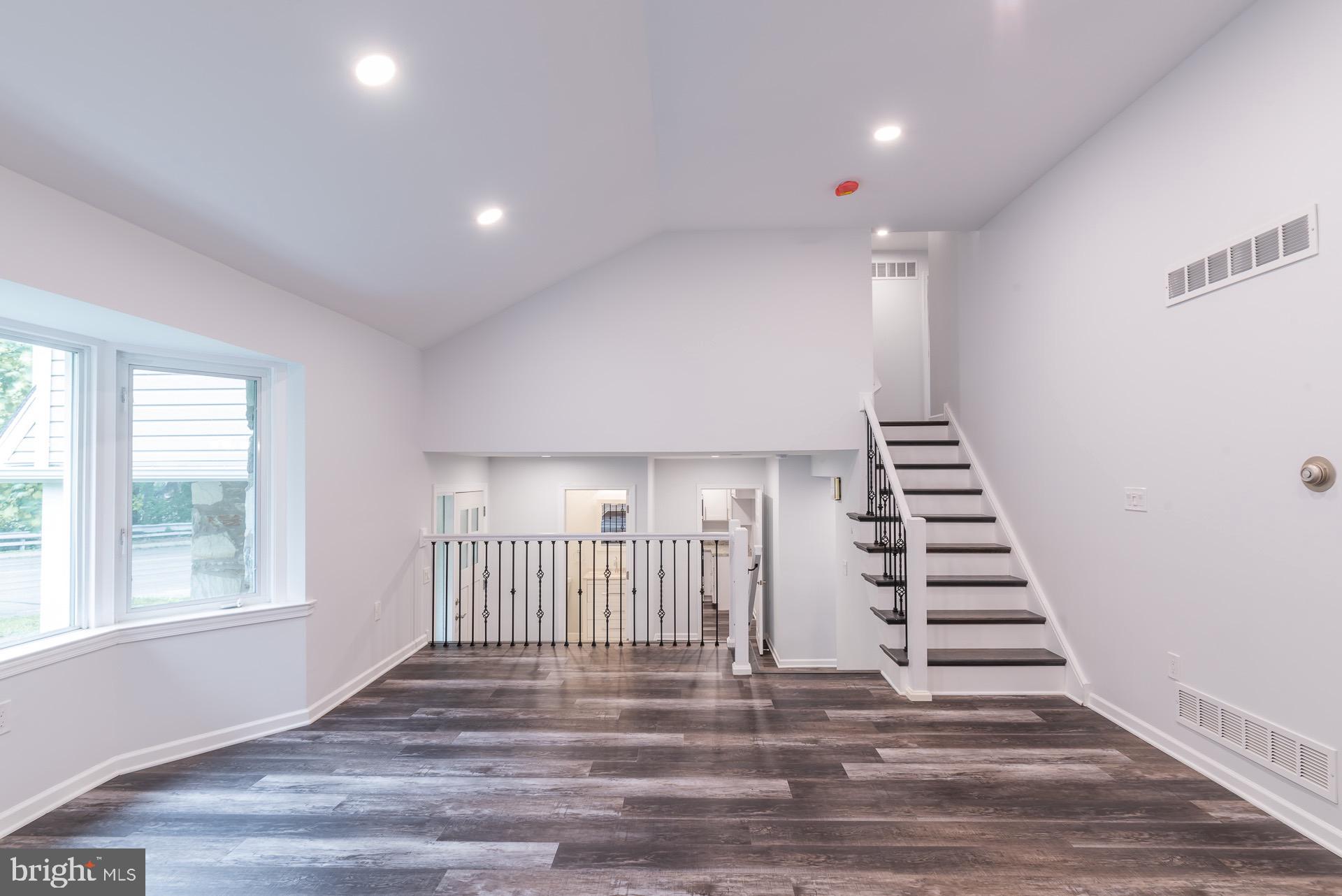 639 Welsh Road Philadelphia, PA 19115 - Photo 15 of 49 Den - Level 1