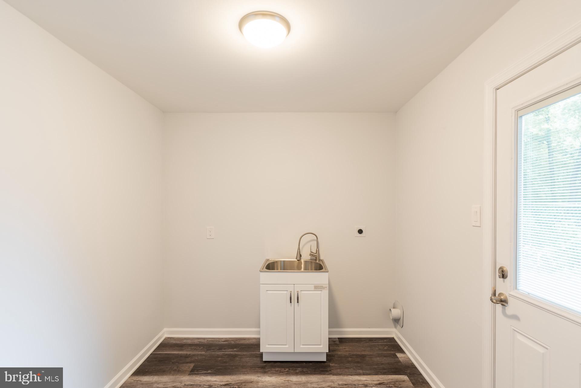 639 Welsh Road Philadelphia, PA 19115 - Photo 23 of 49 Laundry Room - Level 1