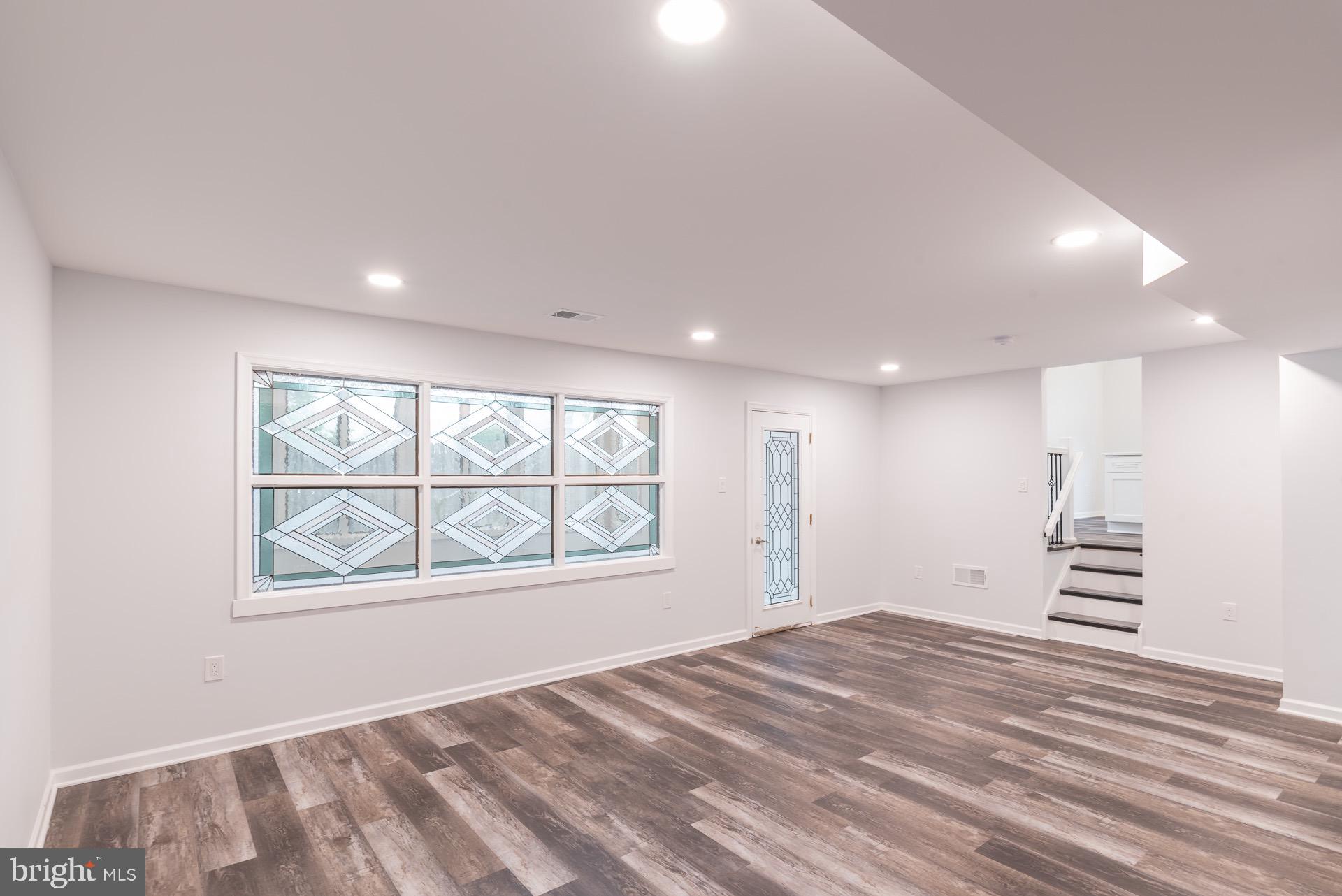 639 Welsh Road Philadelphia, PA 19115 - Photo 24 of 49 Family Room - Level 1