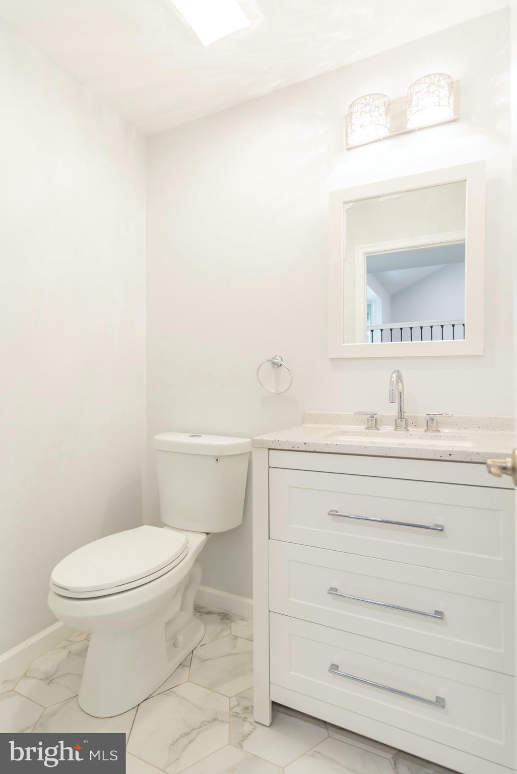 639 Welsh Road Philadelphia, PA 19115 - Photo 27 of 49 Half Bathroom - Level 1