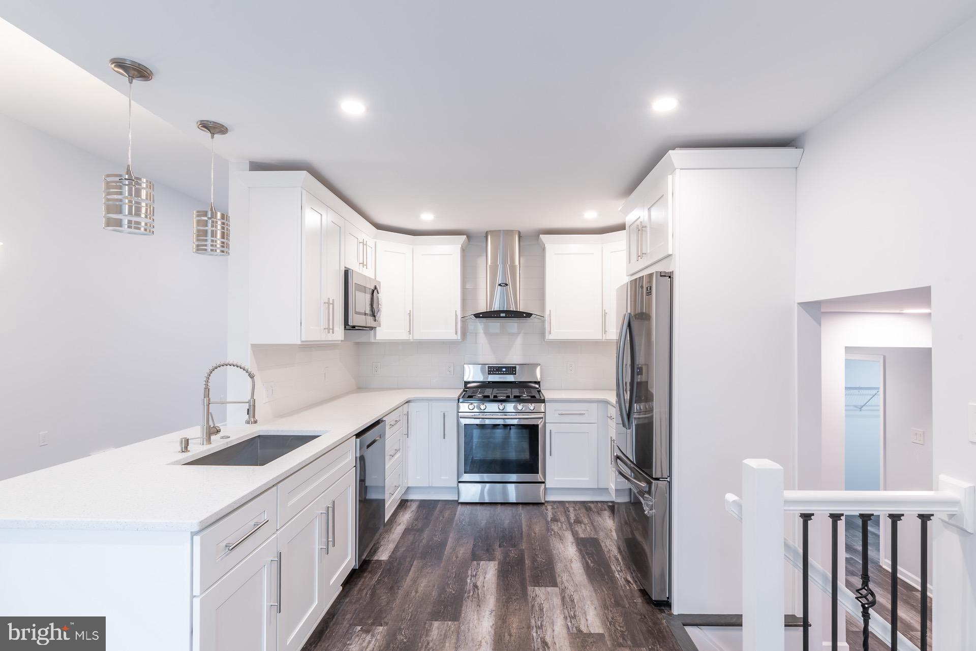 639 Welsh Road Philadelphia, PA 19115 - Photo 8 of 49 Kitchen - Level 1