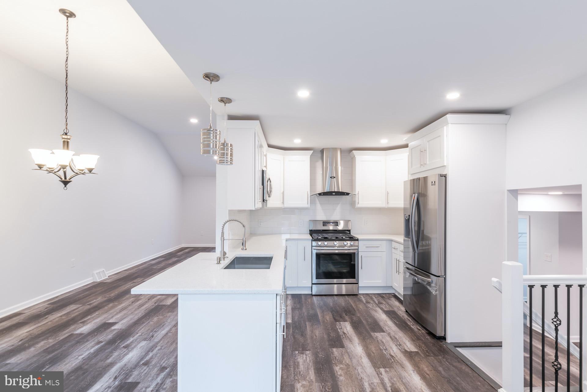 639 Welsh Road Philadelphia, PA 19115 - Photo 10 of 49 Kitchen - Level 1