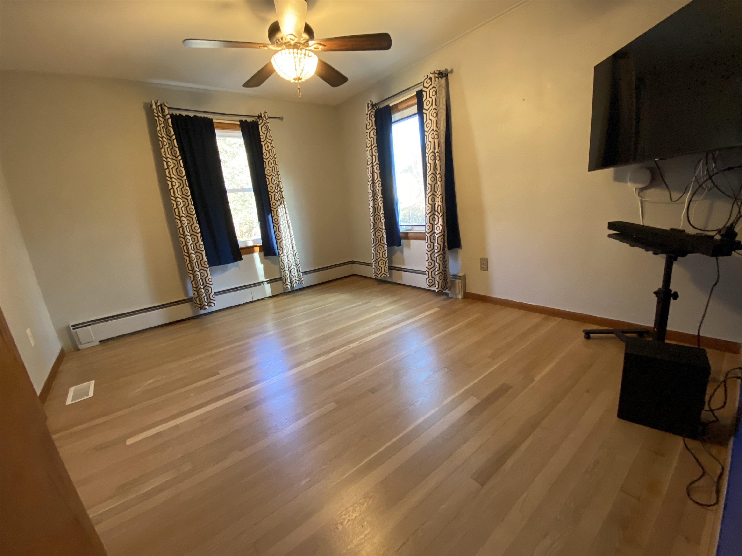 3 Hale Spring Road Plaistow, NH 03865 - Photo 6 of 23 Gallery Image 6