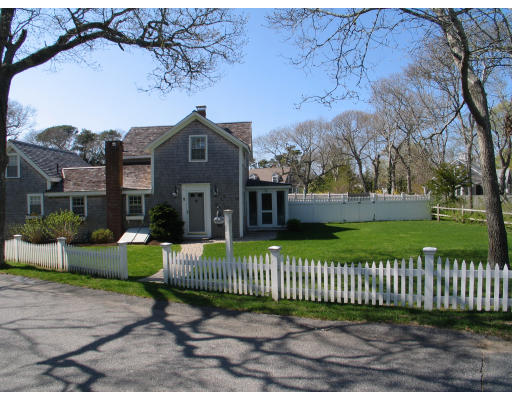 8 Satucket Road Harwich, MA 02646 - Photo 1 of 13 Gallery Image 1