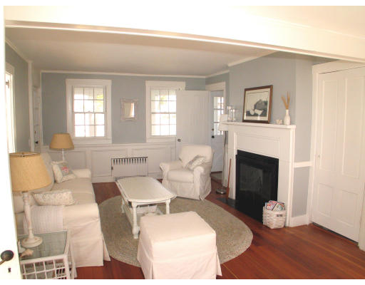 8 Satucket Road Harwich, MA 02646 - Photo 4 of 13 Gallery Image 4