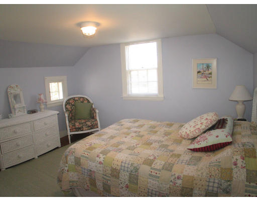8 Satucket Road Harwich, MA 02646 - Photo 10 of 13 Gallery Image 10