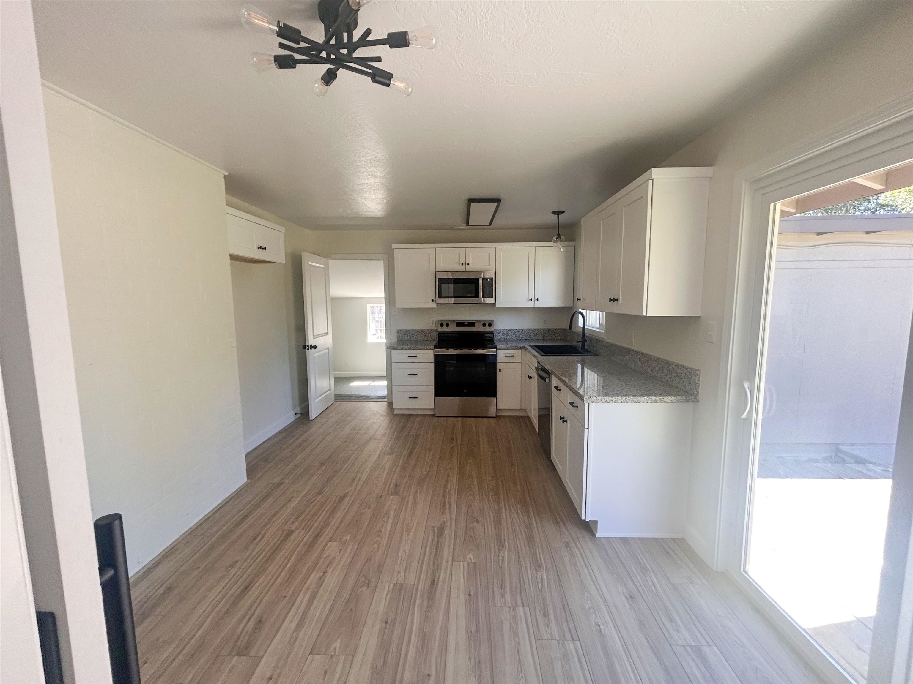 560 2nd Street Chester, CA 96020 - Photo 5 of 18