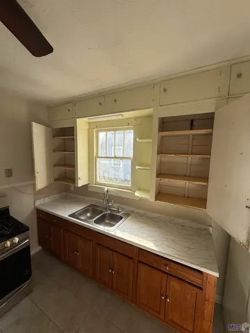 $1,000 | 4145 North North Boulevard, Baton Rouge, LA 70806