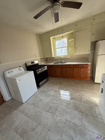 $1,000 | 4145 North North Boulevard, Baton Rouge, LA 70806