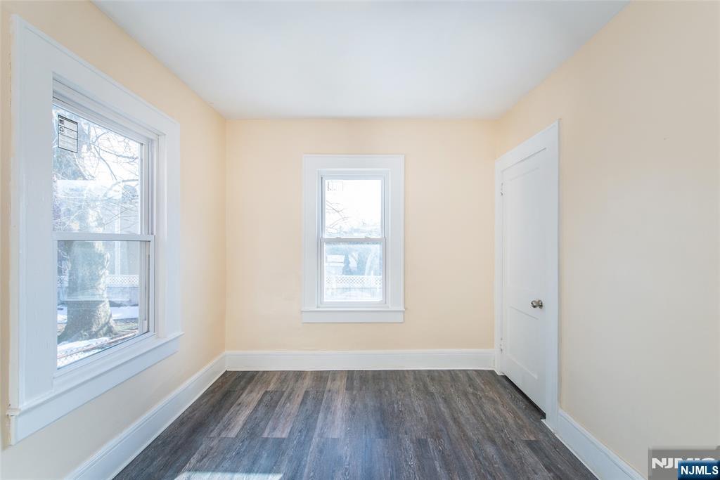 479 Centre Street Nutley, NJ 07110 - Photo 12 of 50