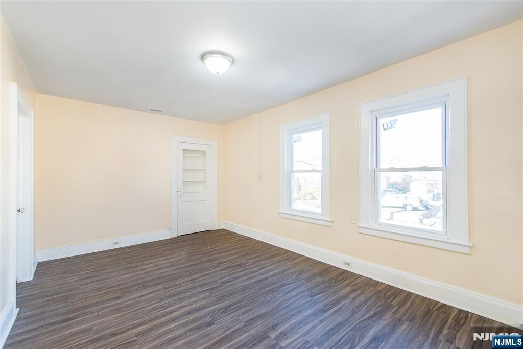 479 Centre Street Nutley, NJ 07110 - Photo 15 of 50