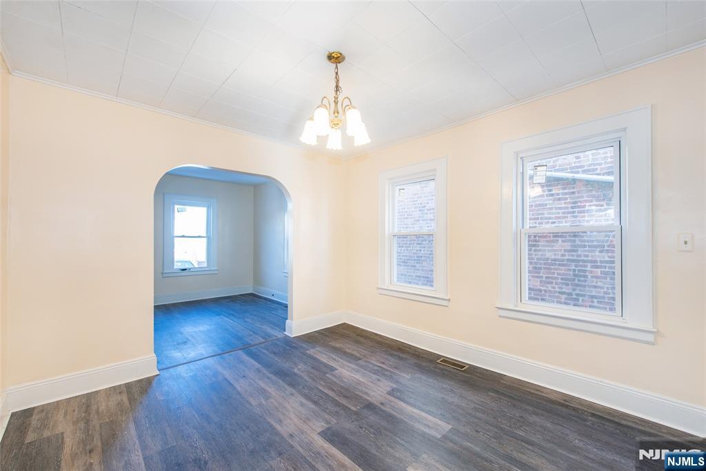 479 Centre Street Nutley, NJ 07110 - Photo 17 of 50