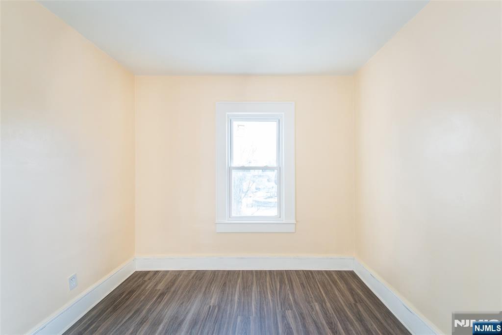 479 Centre Street Nutley, NJ 07110 - Photo 26 of 50