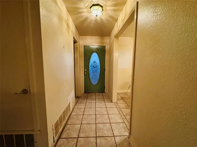 $84,900 | 1111 East Sammy Baugh Avenue, Rotan, TX 79546