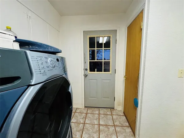 $84,900 | 1111 East Sammy Baugh Avenue, Rotan, TX 79546