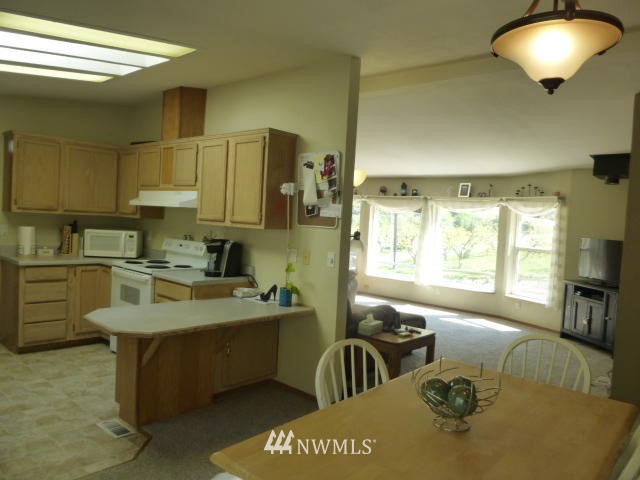 3390 Number 1 Canyon Road Wenatchee, WA 98801 - Photo 12 of 24 Gallery Image 12