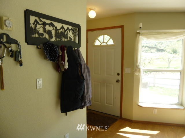3390 Number 1 Canyon Road Wenatchee, WA 98801 - Photo 13 of 24 Gallery Image 13