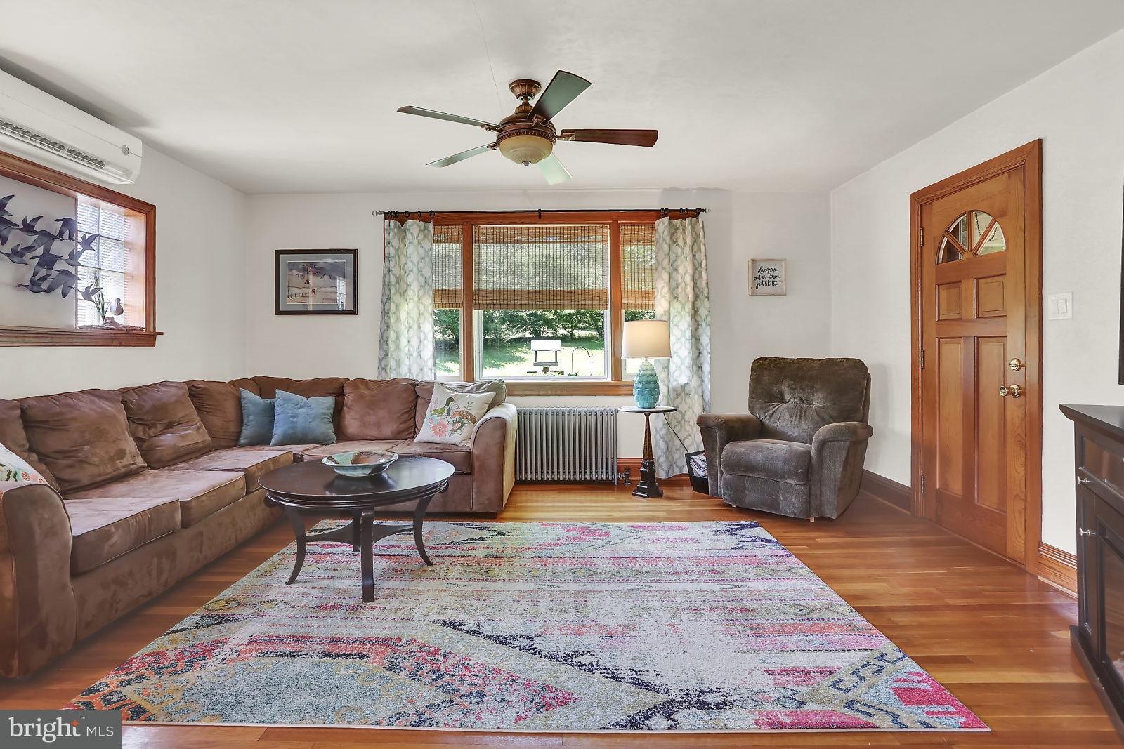 2245 Armstrong Valley Road Halifax, PA 17032 - Photo 4 of 26 Living Room