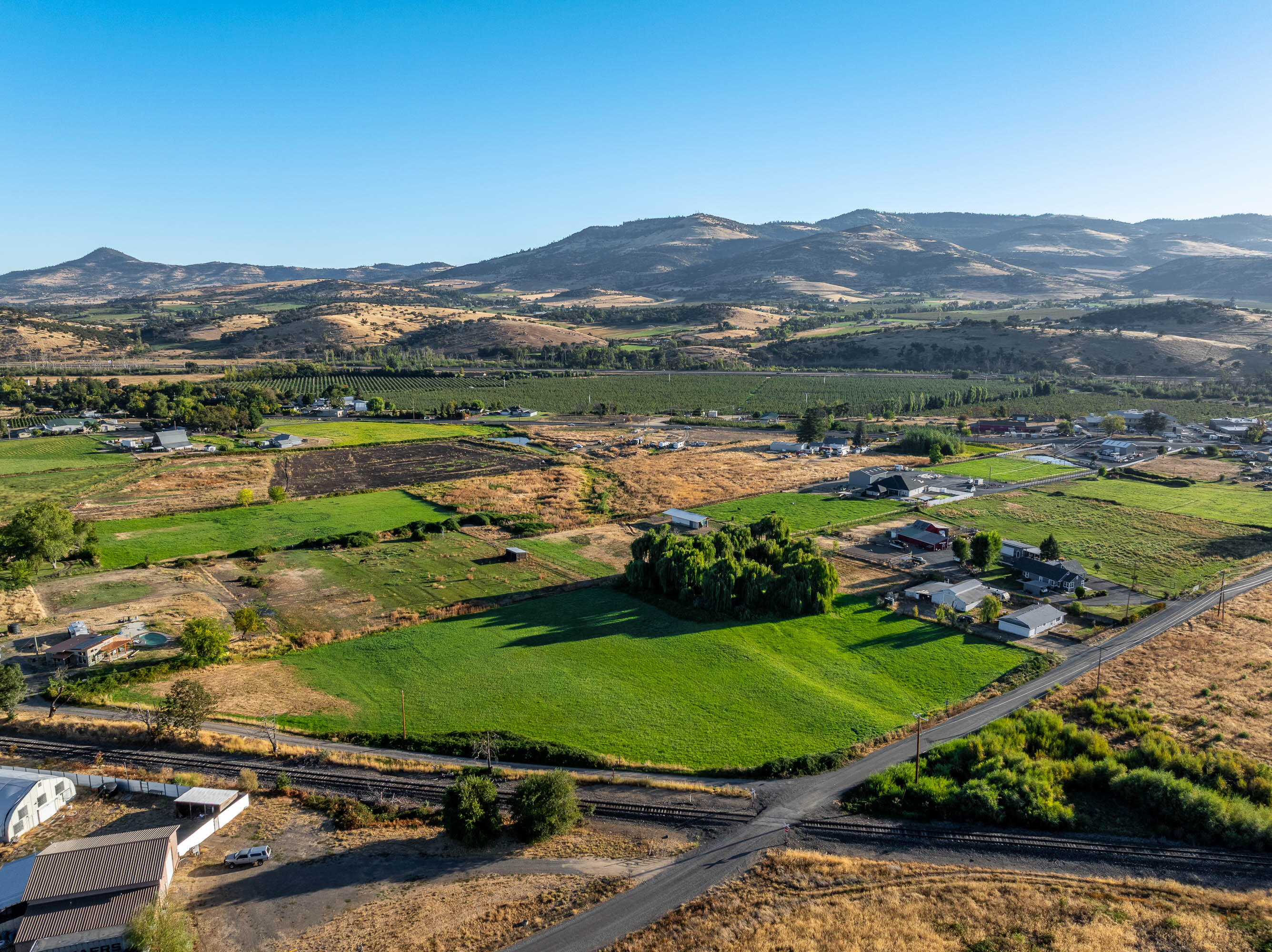 230 Hartley Road Phoenix, OR 97535 - Photo 36 of 38 DRONE (2 of 6)
