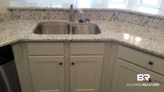 18958 Isleworth Way Foley, AL 36535 - Photo 13 of 20 Beautiful Granite Countertops