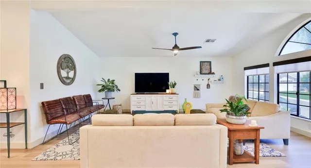 $499,000 | 38046 Calle Quedo, Murrieta, CA 92563