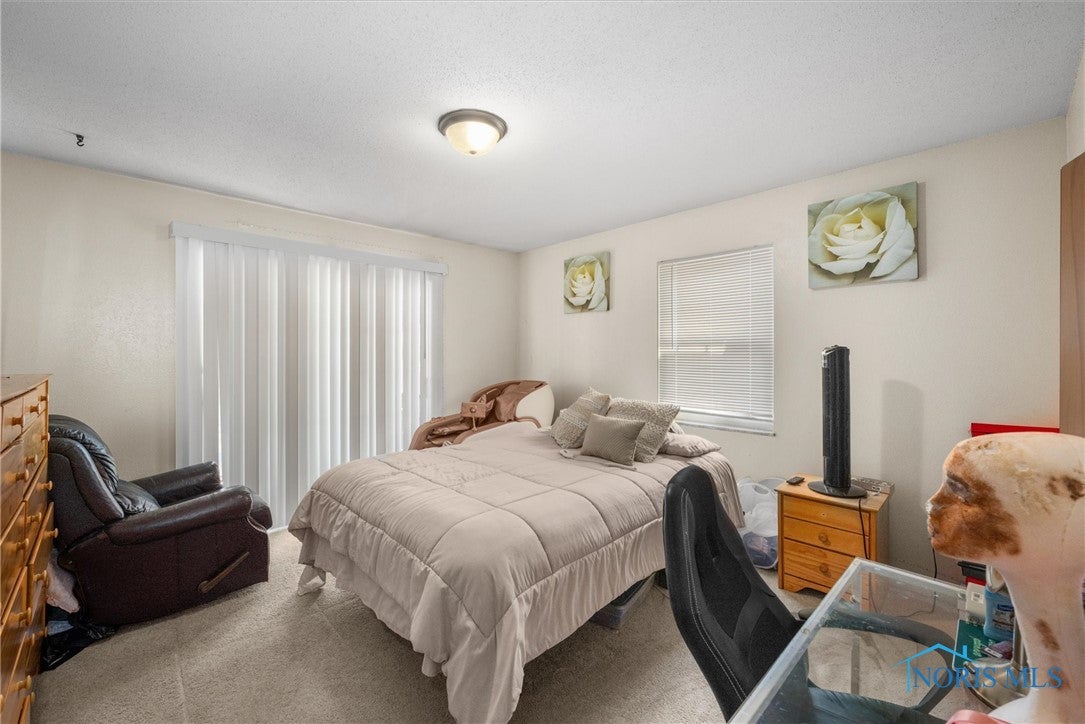 2403 Rockspring Road Toledo, OH 43614 - Photo 13 of 20 Gallery Image 13