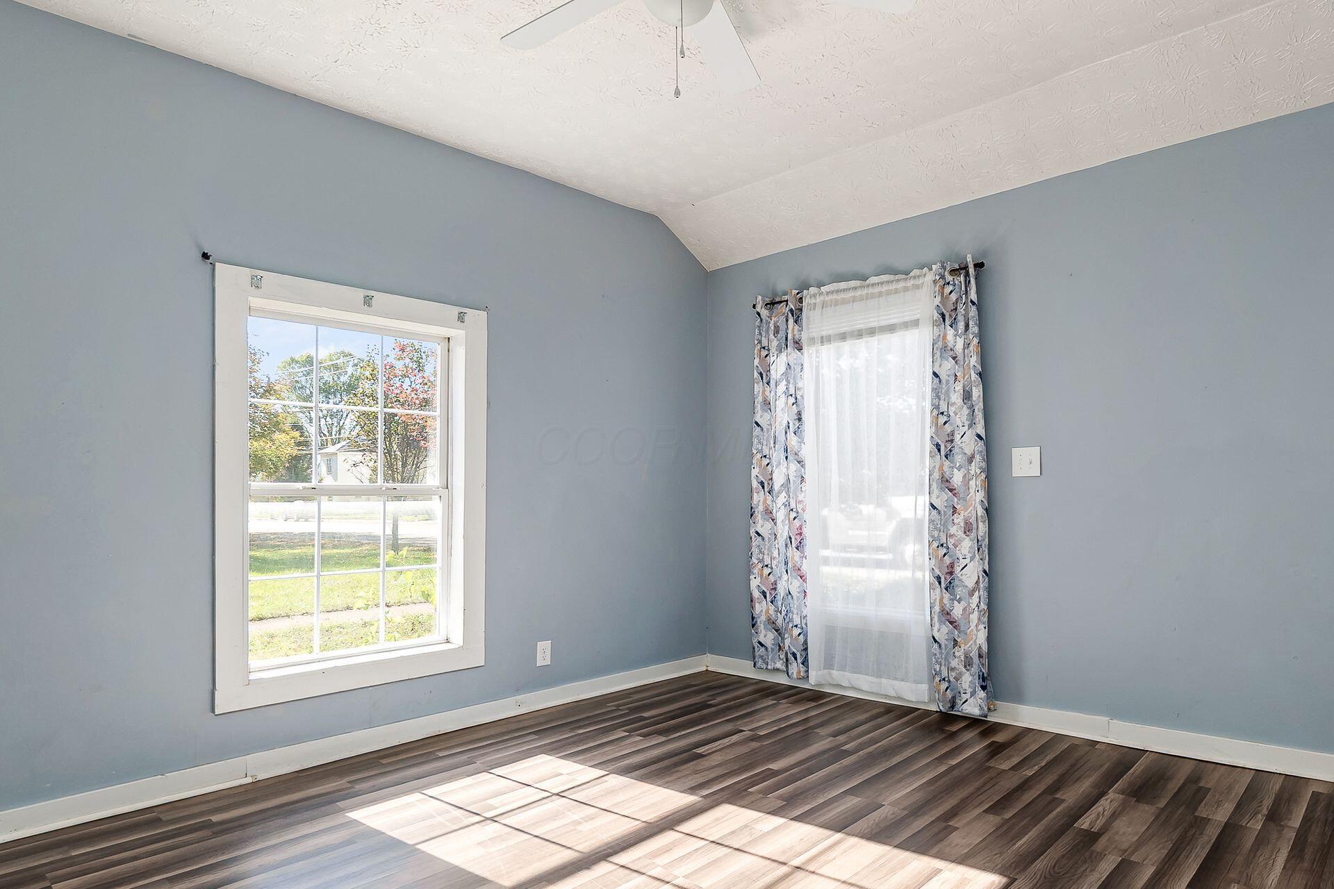49 Columbus Road Mount Vernon, OH 43050 - Photo 8 of 35 008_4a80_Y 49 Columbus Rd-008
