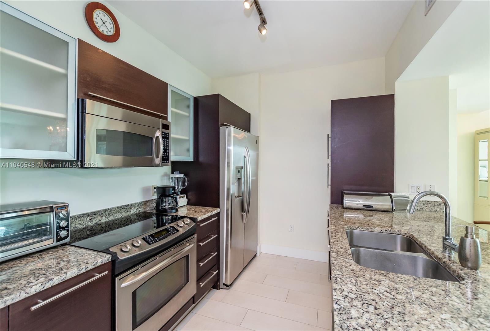 Brickell Miami, FL 33131 - Photo 11 of 38