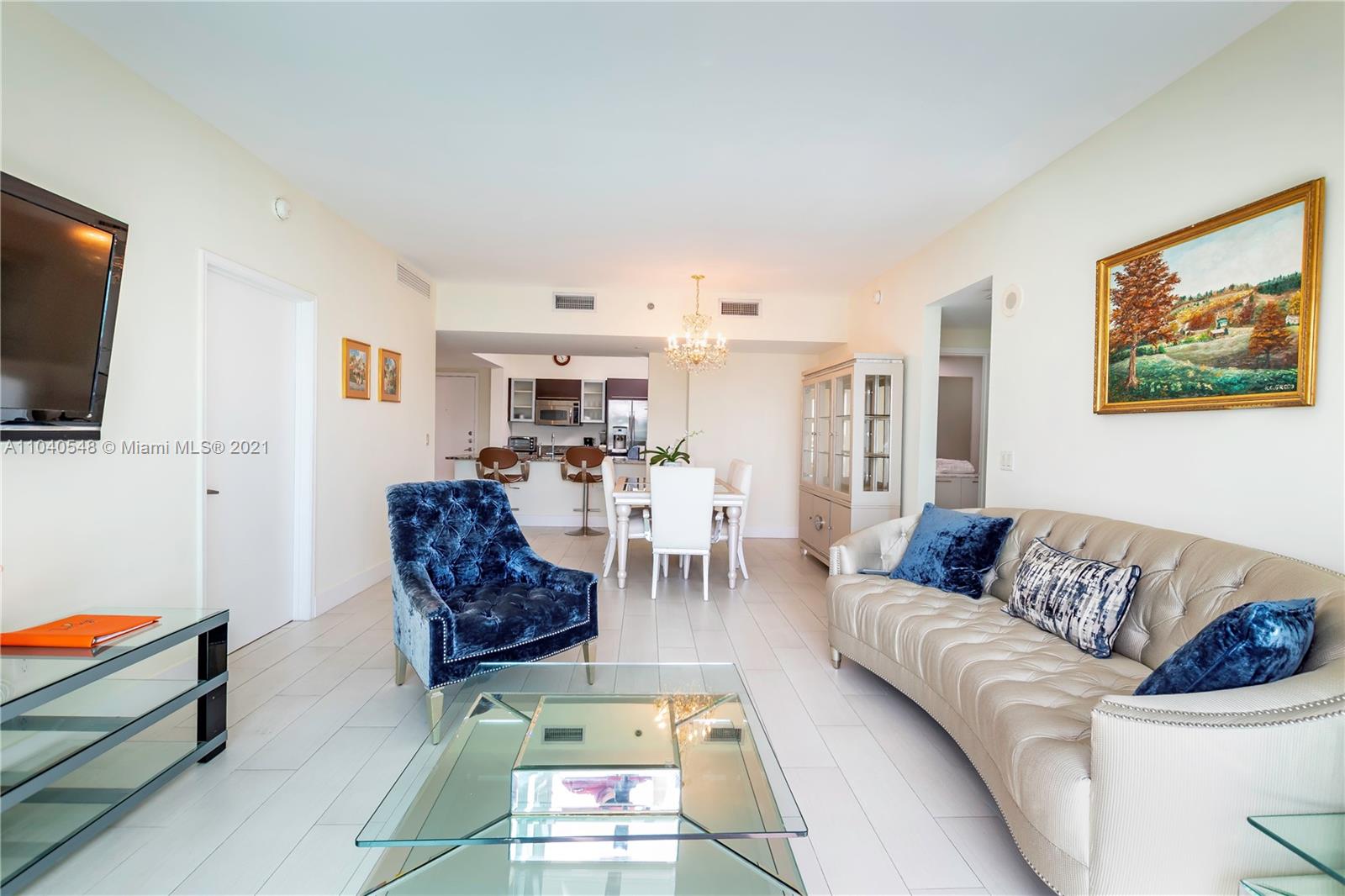 Brickell Miami, FL 33131 - Photo 3 of 38