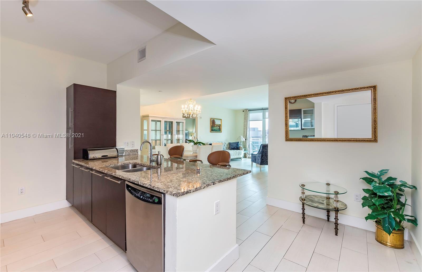 Brickell Miami, FL 33131 - Photo 7 of 38