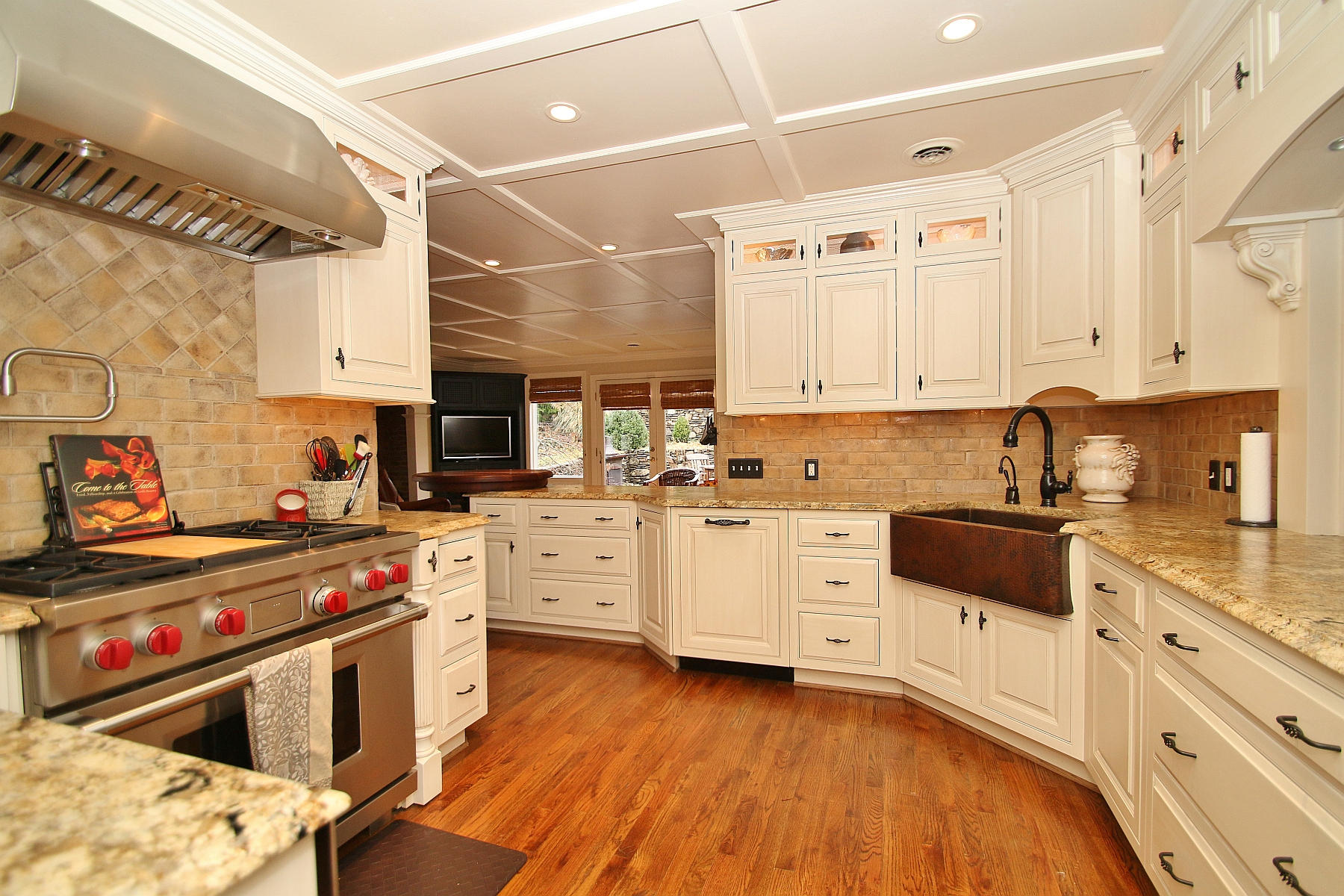 45 Cardinal Road Southwest Roanoke, VA 24014 - Photo 12 of 35 a kitchen with stainless steel appliances sink stove and cabinets