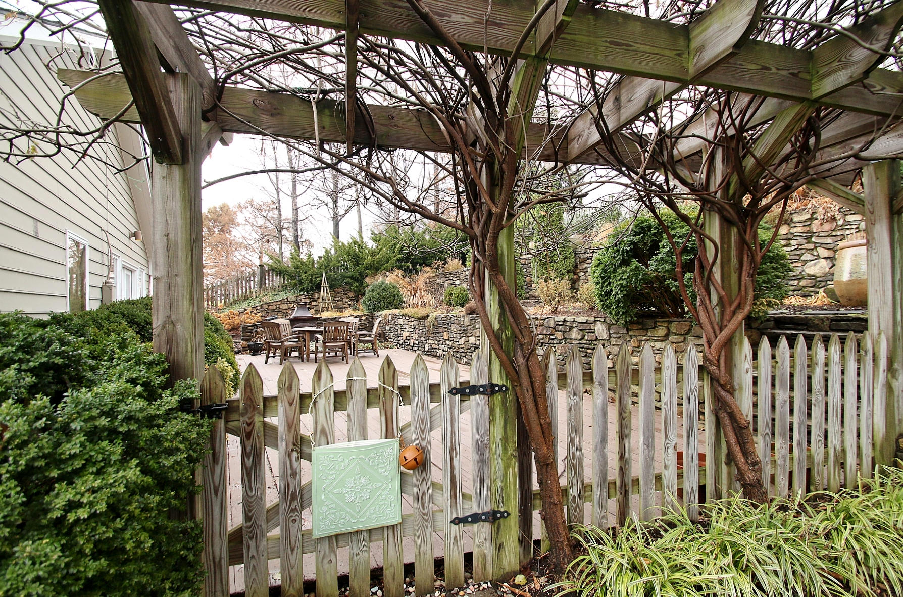 45 Cardinal Road Southwest Roanoke, VA 24014 - Photo 5 of 35 a view of outdoor space and yard