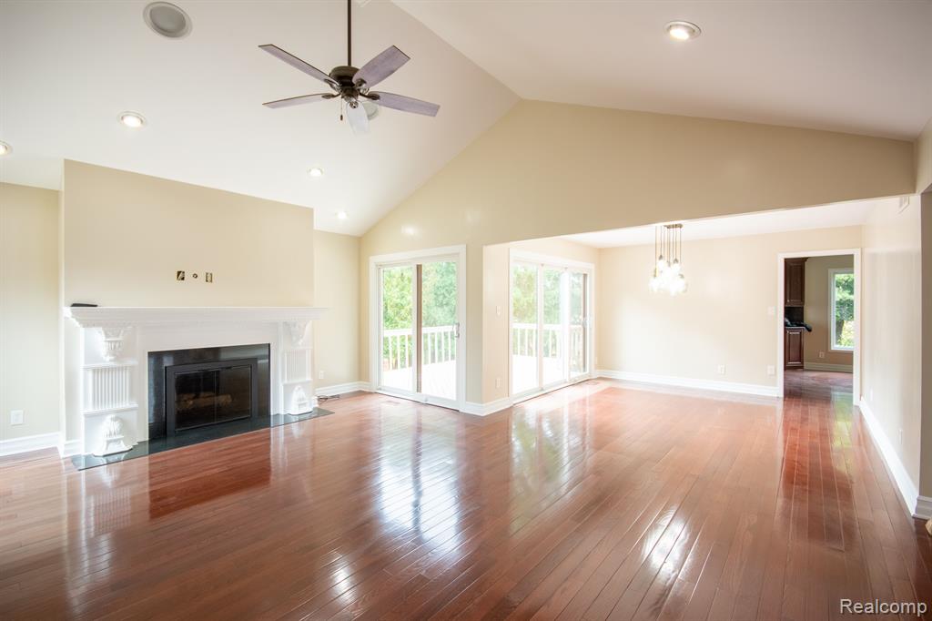 36609 Valley Ridge Drive Farmington Hills, MI 48331 - Photo 3 of 19