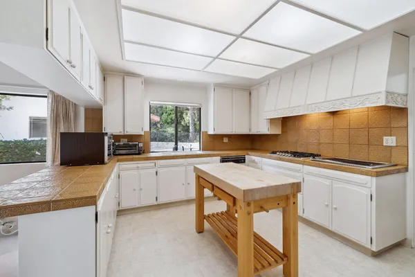 $5,399,000 | 3966 Laguna Blanca Drive, Santa Barbara, CA 93110