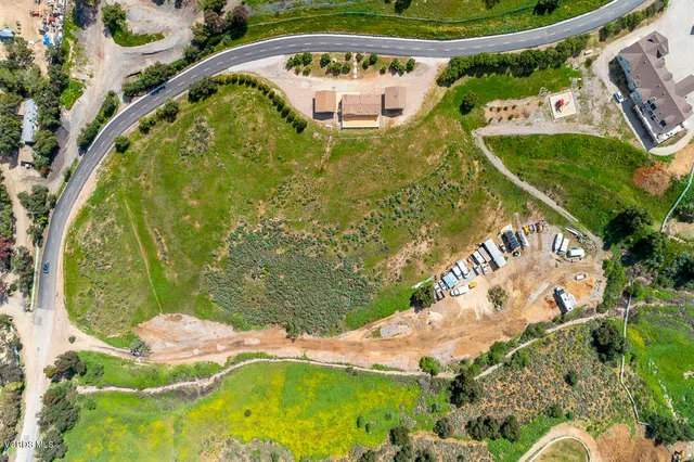 $3,500 | 15535 LaPeyre Road, Moorpark, CA 93021