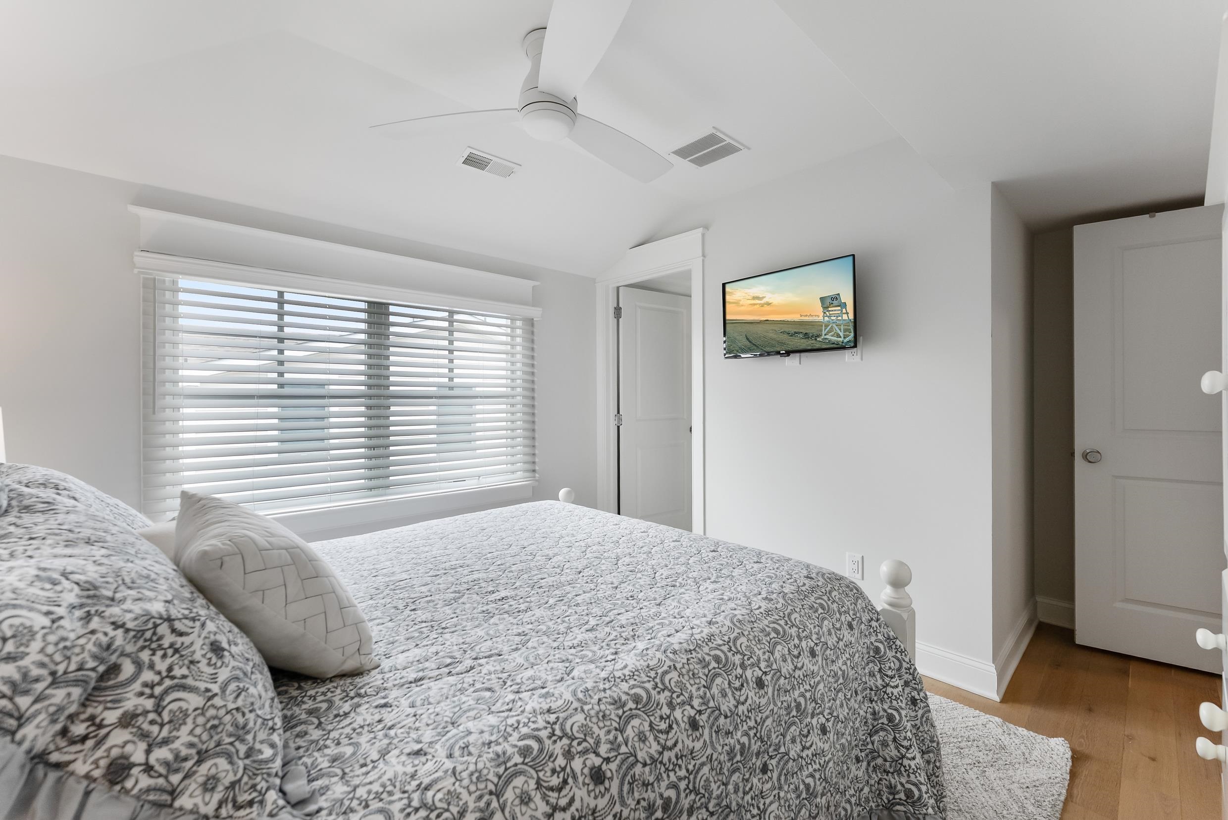 253 35th, Unit WEST Avalon, NJ 08202 - Photo 33 of 43