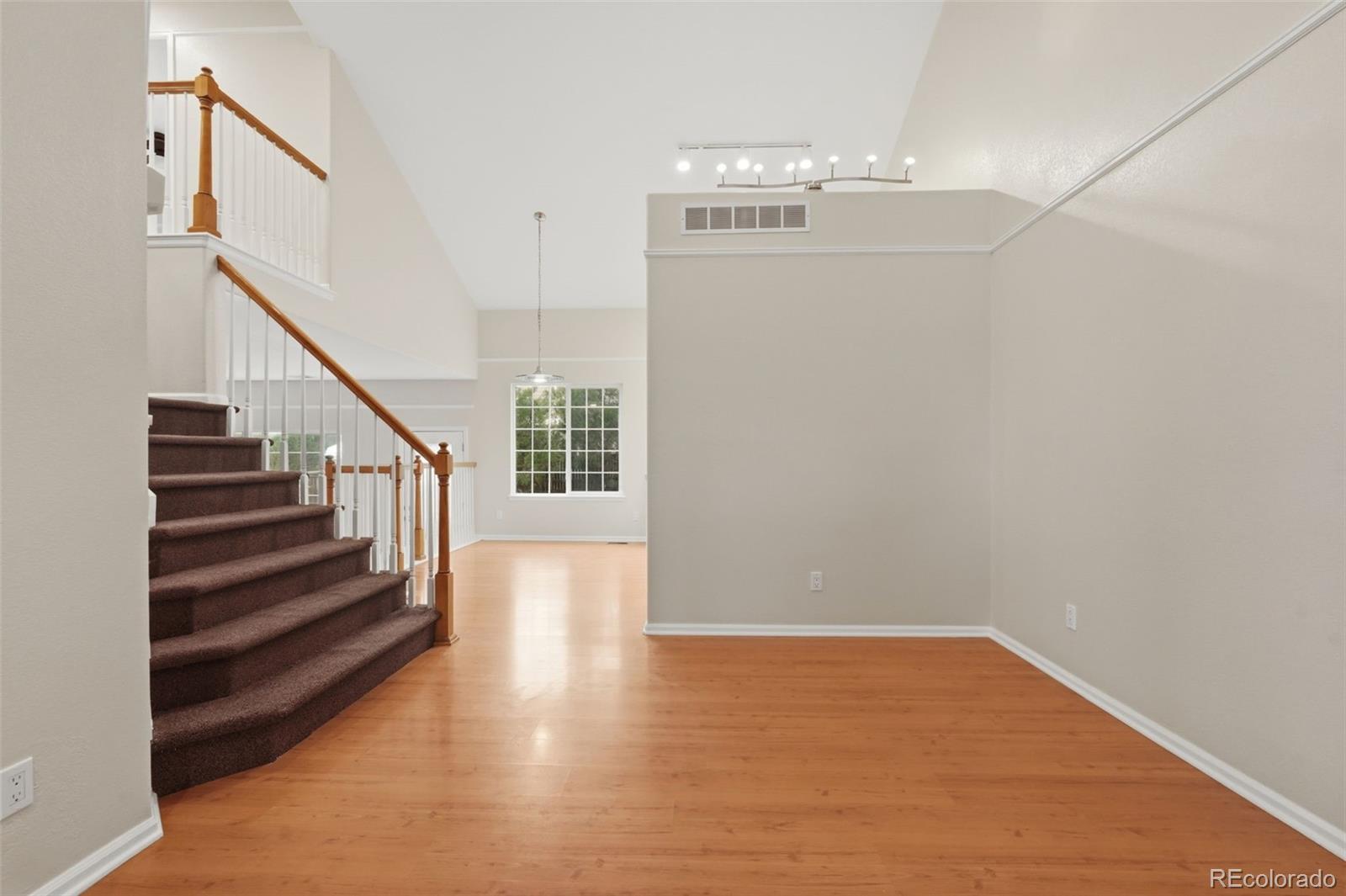 1161 Riddlewood Road Highlands Ranch, CO 80129 - Photo 5 of 39