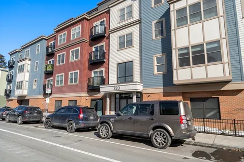 $775,000 | 320 Maverick Street, Unit 209, Boston, MA 02128