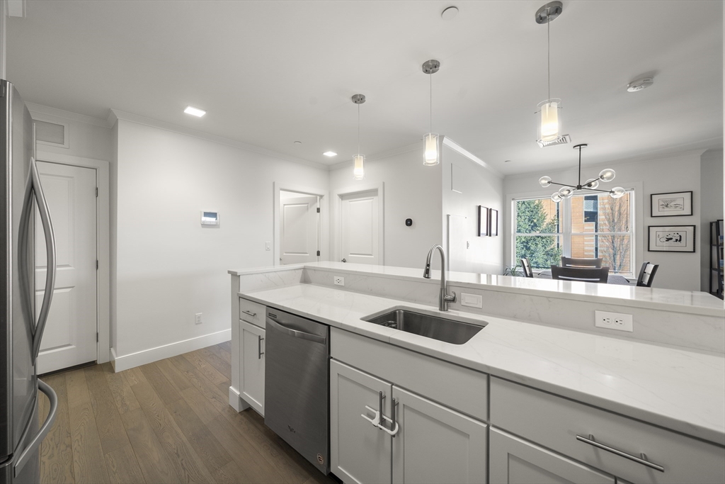 320 Maverick Street, Unit 209 Boston, MA 02128 - Photo 4 of 26