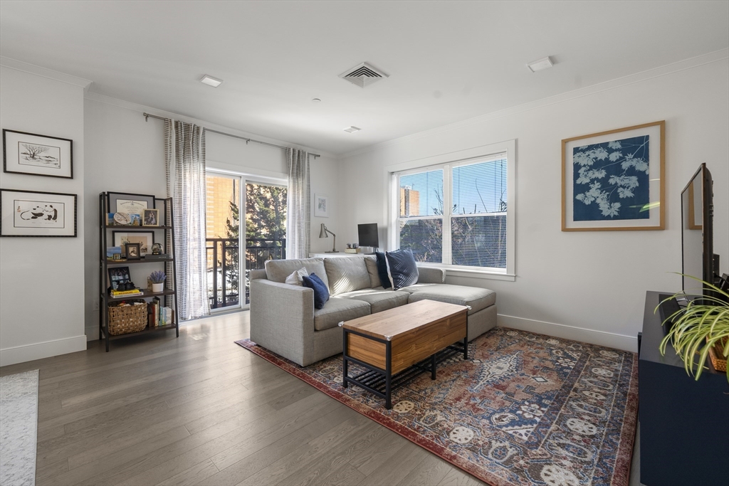 320 Maverick Street, Unit 209 Boston, MA 02128 - Photo 7 of 26