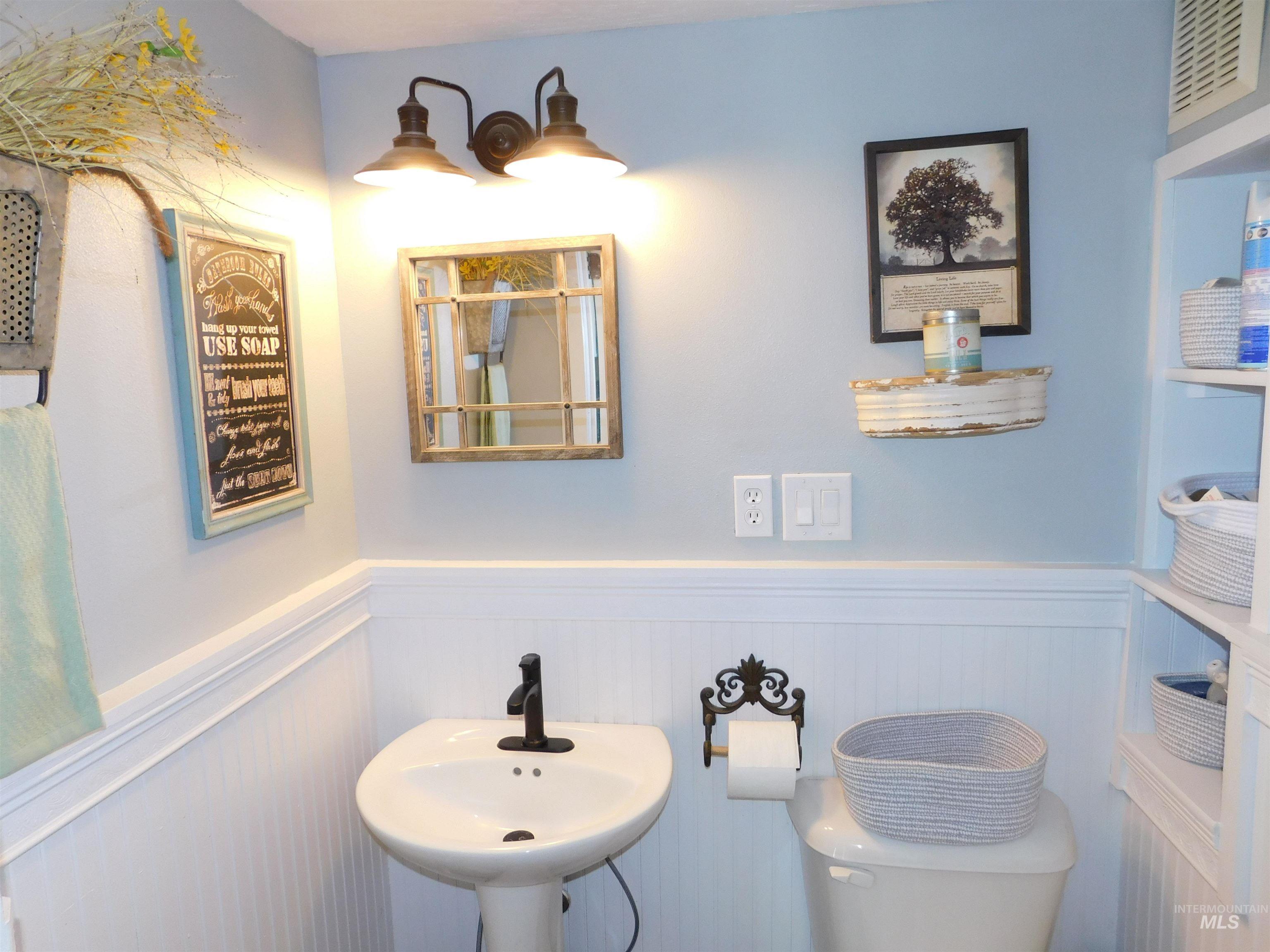 4243 Homestead Road Homedale, ID 83628 - Photo 21 of 50