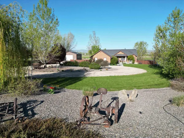 $1,400,000 | 4243 Homestead Road, Homedale, ID 83628