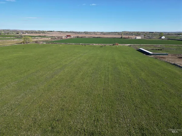 $1,400,000 | 4243 Homestead Road, Homedale, ID 83628