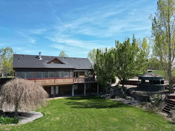 $1,400,000 | 4243 Homestead Road, Homedale, ID 83628