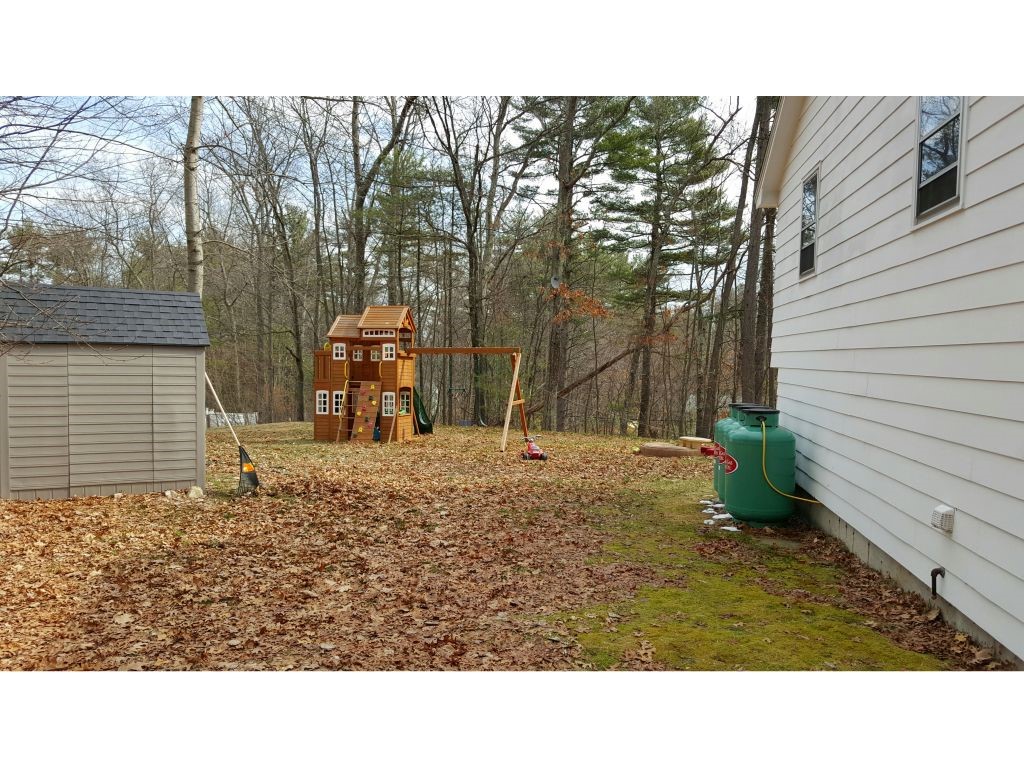 67 Old Derry Road Londonderry, NH 03053 - Photo 23 of 30
