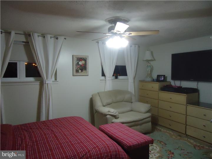 4219 Greenmount Road Philadelphia, PA 19154 - Photo 14 of 15 Gallery Image 14