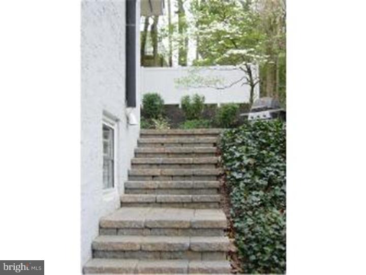 1031 Old Ford Road Huntingdon Valley, PA 19006 - Photo 20 of 25 Gallery Image 20
