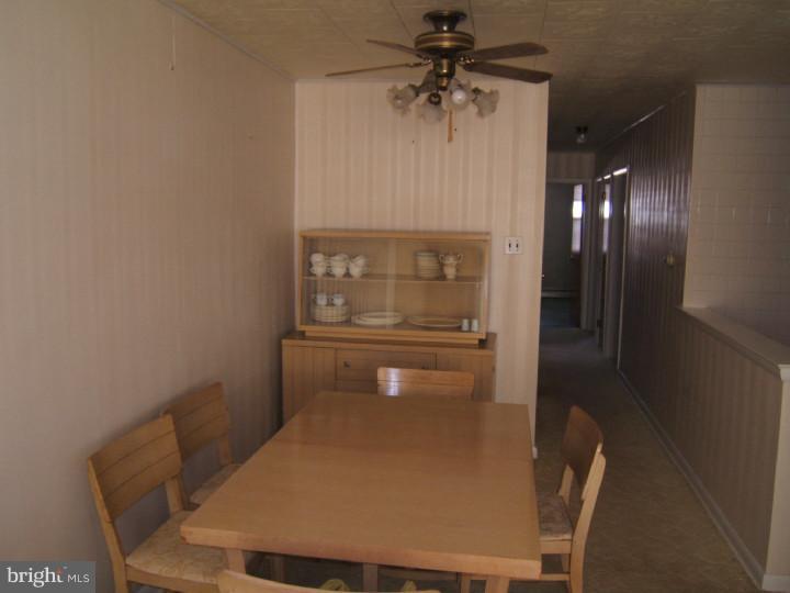 15130 Carter Road Philadelphia, PA 19116 - Photo 5 of 16 Dining Room
