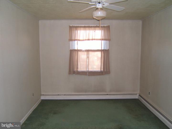 15130 Carter Road Philadelphia, PA 19116 - Photo 10 of 16 Master Bathroom