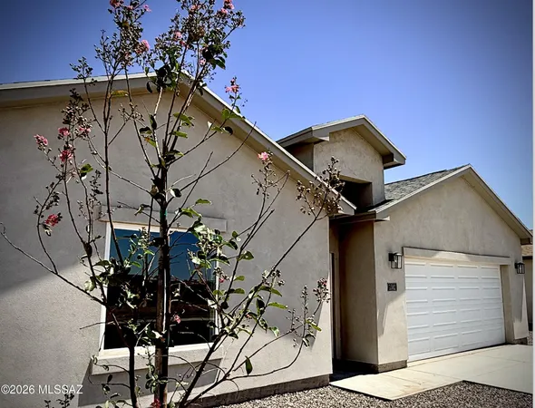 $364,900 | 1582 Stone Willow Drive, Safford, AZ 85546